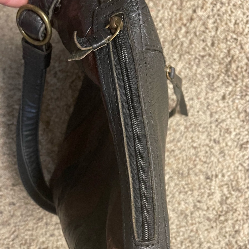 Lucky Brand Vintage Style Black/Brown Crossbody, gently used. - Picture 10 of 10